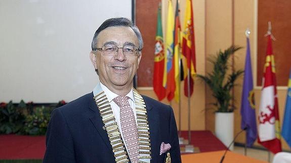 José Ramón Echevarría vuelve a la presidencia del Rotary Club tras once años