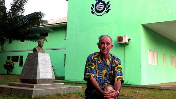 El religioso español Miguel Pajares. 