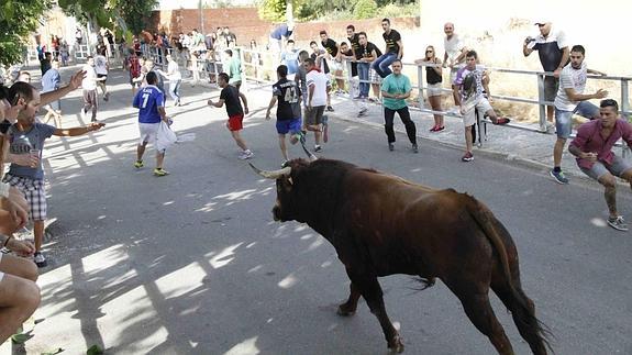 Huracán recorre las calles de Campaspero