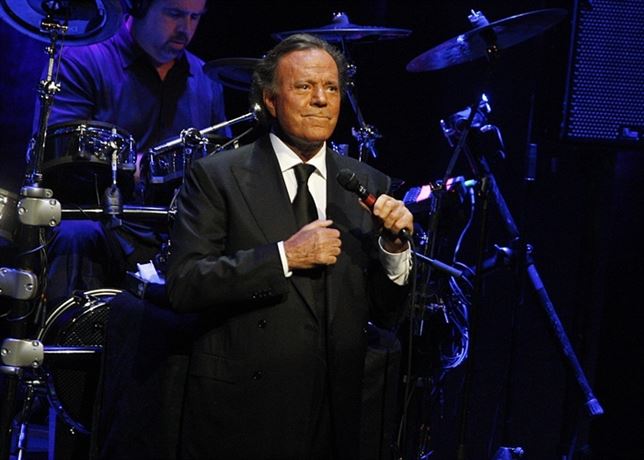 Julio Iglesias, en concierto. 