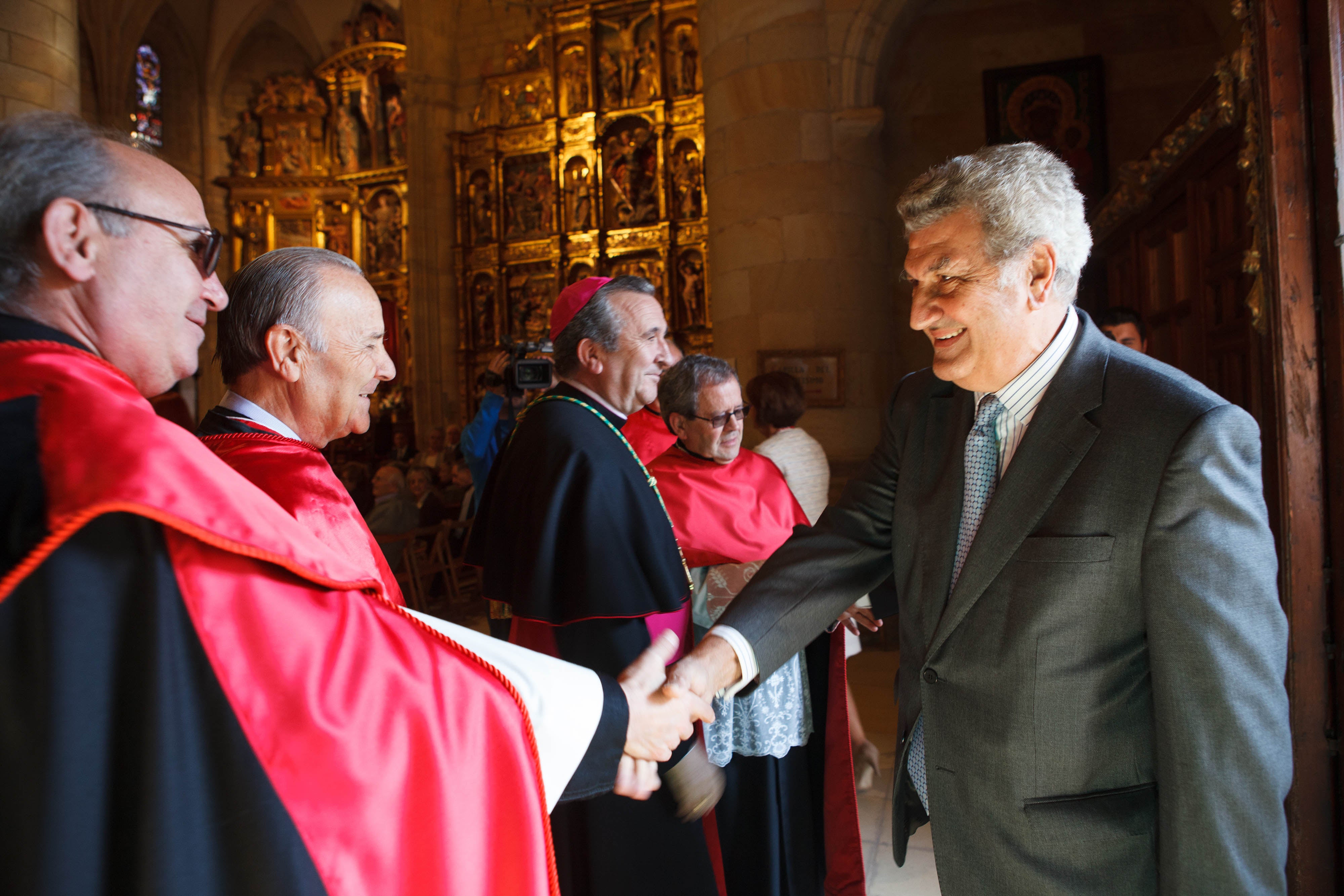 El presidente del Congreso, Jesús Posada, acude a la procesión de San Saturio durante la fiestas patronales de Soria.