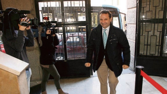 Arahuetes, en una de sus comparecencias judiciales durante su etapa como alcalde.Antonio de Torre