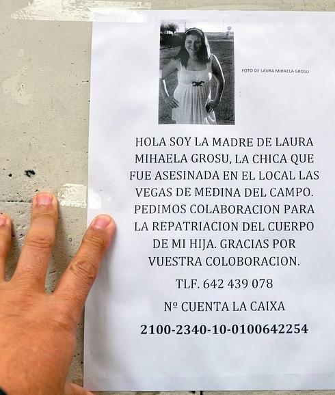 Uno de los cartteles que la familia ha colocado en Medina