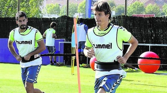 El centrocampista riojano, en una sesión de entrenamiento.