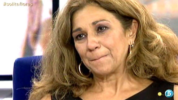 Lolita durante la entrevista