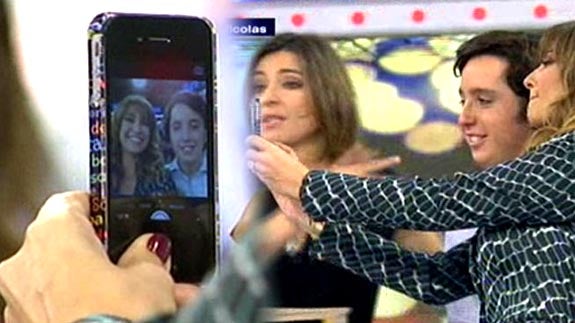 'Selfie' de Mariló Montero con 'El pequeño Nicolás'