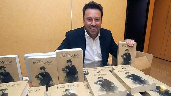 El periodista de El Norte de Castilla Carlos Álvaro, en la presentación de 'José Rodao ¡Ese soy yo!'