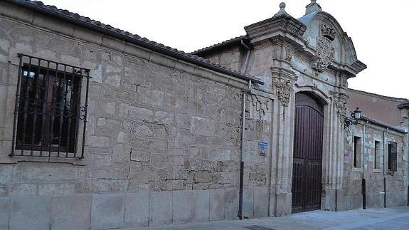 Fachada de las oficinas de la Diputación en Ciudad Rodrigo.
