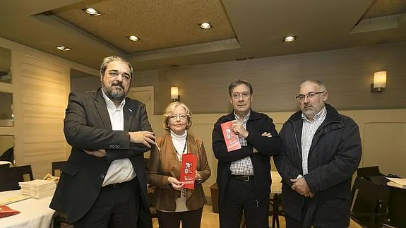 El Premio Treciembre mantiene la promoción de los poetas españoles