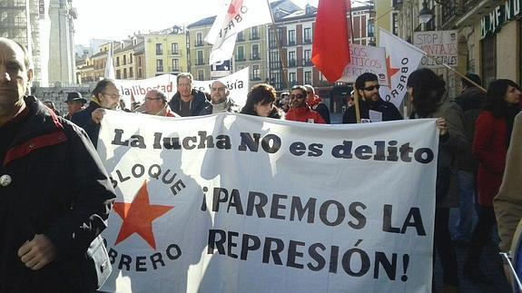 La manifestación, en la plaza de Portugalete.