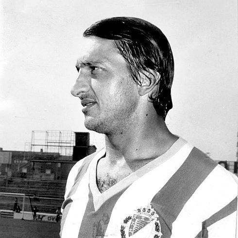 Joao Vicente, con la camiseta del Real Valladolid durante la temporada 1975/76.