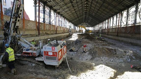 Obras en el Mercado del Val. 