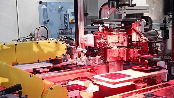 Intalaciones de la nueva planta de Onyx Solar en Ávila. EL NORTE