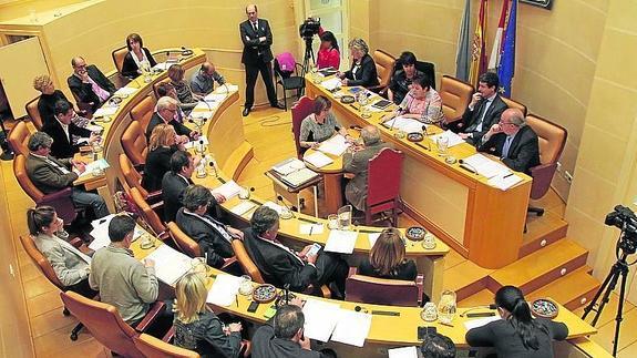 Último pleno municipal del Ayuntamiento de Segovia.