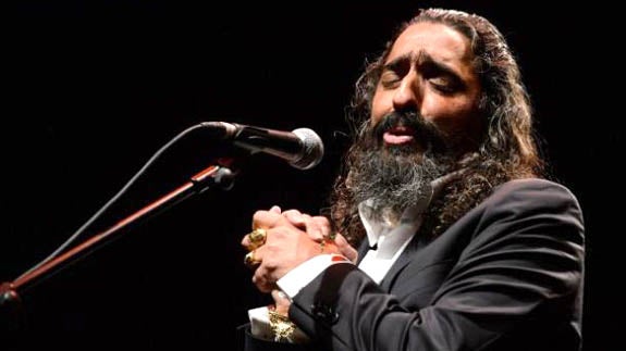 Diego 'El Cigala' durante un concierto.