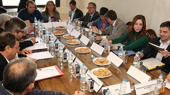 Reunión de la Mesa Regional de la Resina, celebrada este miércoles en Coca.