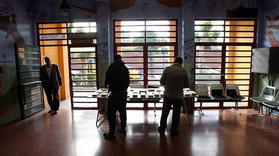 Los principales candidatos a la alcaldía de Valladolid ya han ejercido su derecho al voto