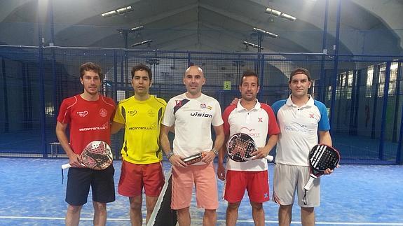Diego Vega y Javier Arahuetes ganan el campeonato de Segovia de pádel