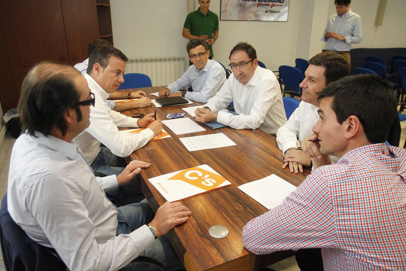 Reunión entre dirigentes del PP y de Ciudadanos.