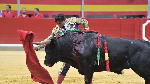 El diestro Francisco Rivera Paquirri, durante la corrida de la Feria del Corpus de Granada. Efe