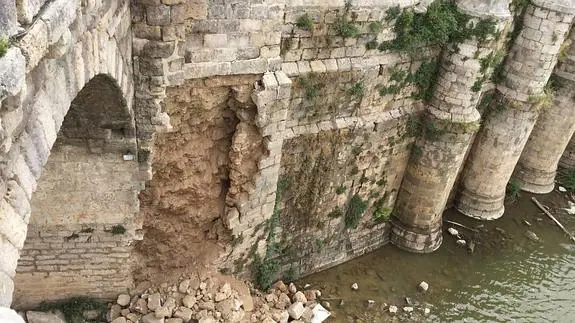 Estado del puente de Cabezón. 