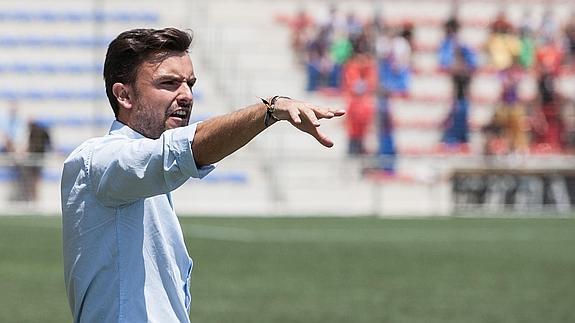 Rubén Albés, en su recién concluida etapa con el Eldense. 