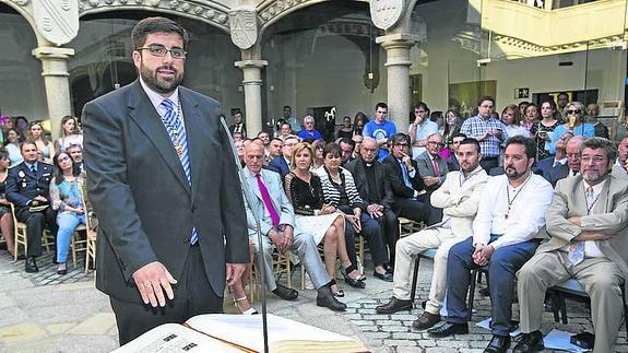 Jesús Manuel Sánchez Cabrera, en el acto de toma de posesión como presidente de la Diputación de Ávila.