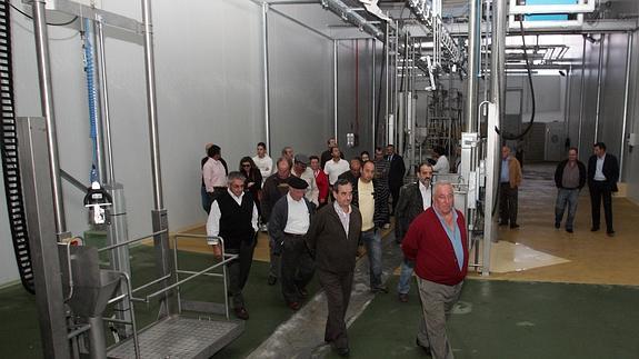 Visita que se hizo a finales de 2009 al Centro Integral Cárnico, poco antes de abrir. Antonio de Torre