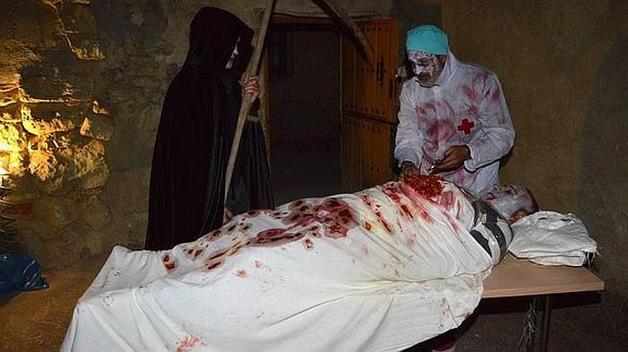 Una de las escenas de la noche del terror de Ureña.