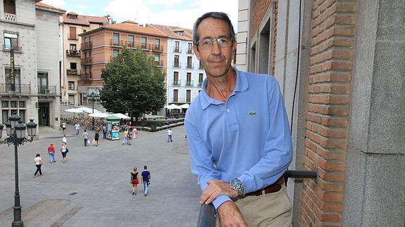 Paco Guerra, en la redacción de El Norte. 