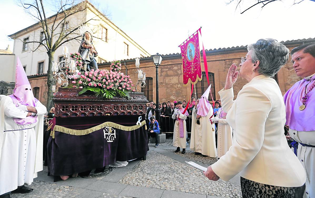 Homenaje a la Dolorosa de Montagut en el último Jueves Santo. 