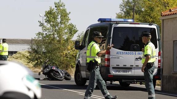 Fallece un hombre tras la colisión entre su motocicleta y un turismo en Cabrerizos