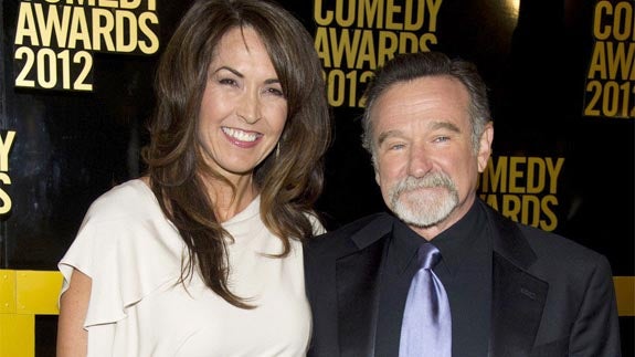 Susan Schneider junto a Robin Williams