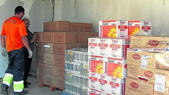 Productos almacenados en el Banco de Alimentos Municipal de Cuellar. 