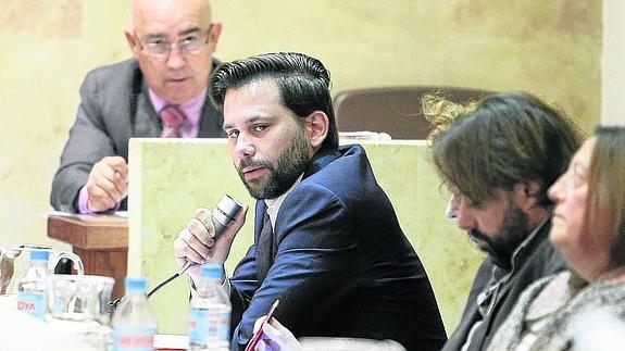 Alejandro González Bueno, durante uno de los plenos del Ayuntamiento. 