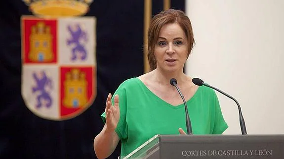 Silvia Clemente durante una intervención.