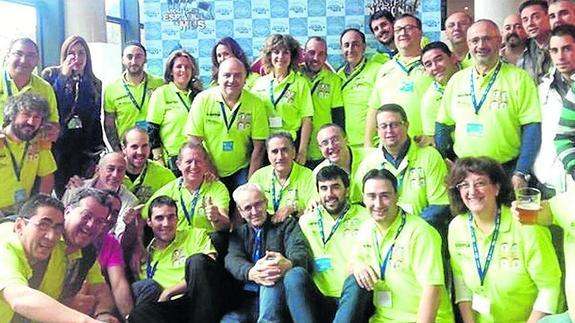 Foto de familia de la delegación segoviana. 