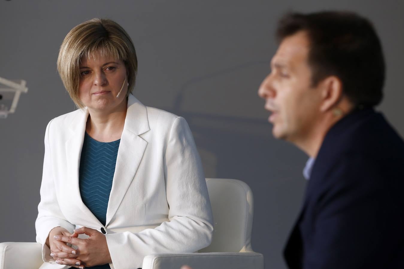 La directora de la planta de León, Luisa Amoedo, y el director general de mAbxience, Carlos Bañado / ICAL ,