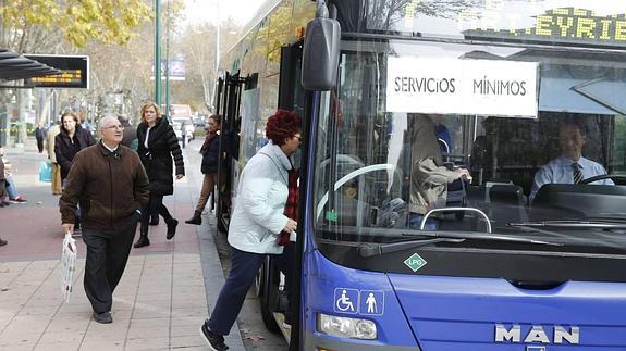 Servicios mínimos durante la huelga de Auvasa del pasado martes. 
