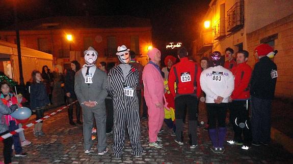 Algunos de los participantes en la carrera solidaria. 