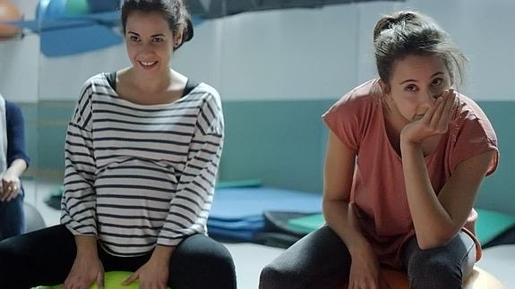 Naiara Carmona, en una escena de la película 'Un otoño sin Berlín'. 