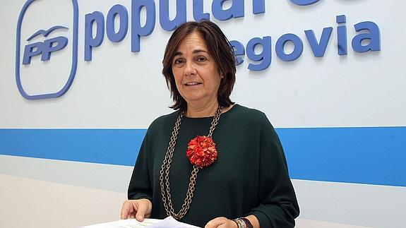Beatriz Escudero ve «impresentable» que Carolina Bescansa acuda al Congreso con su bebé