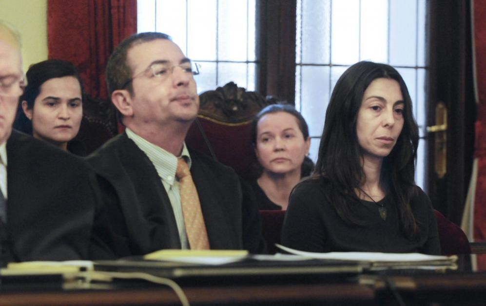 Raquel Gago, delante, y detrás Triana Martínez y Montserrat González 