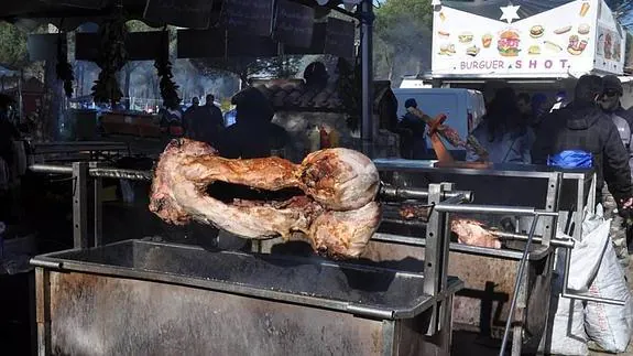 Imagen del puesto de comida que supuestamente vendió los alimentos causantes de la salmonelosis.