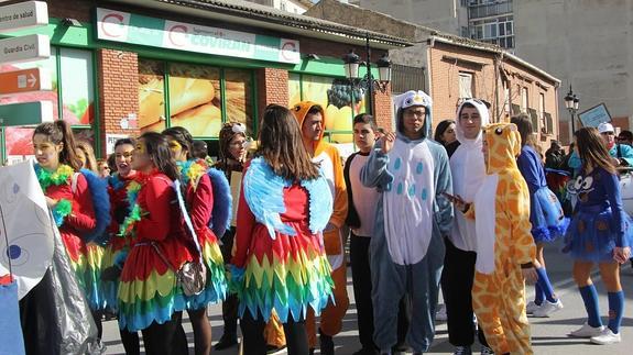 Frío, Música, Color y mucha Imaginación een el Desfile del Carnaval de Arévalo