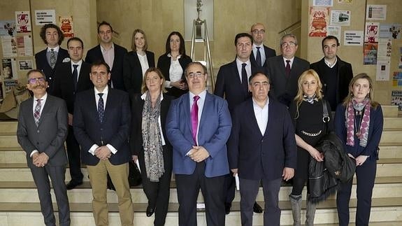 Los premiados en la 32 edición de los premios Empresario del Año, este jueves.