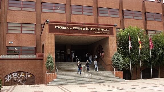 Escuela de Ingenierías Industriales.