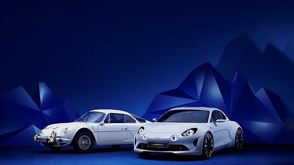 Una comparativa del clásico Alpine de Renault y su nueva versión Vision. EL NORTE