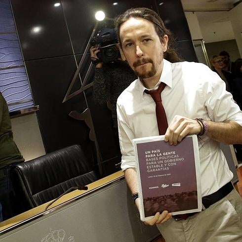 Pablo Iglesias critica las peticiones de prohibir el concierto de Def Con Dos en Valladolid