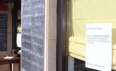 Cartel de petición de recogida de firmas.